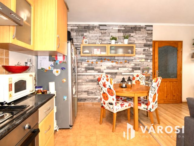 Fiatalos családi ház Gyula-Galbácskert